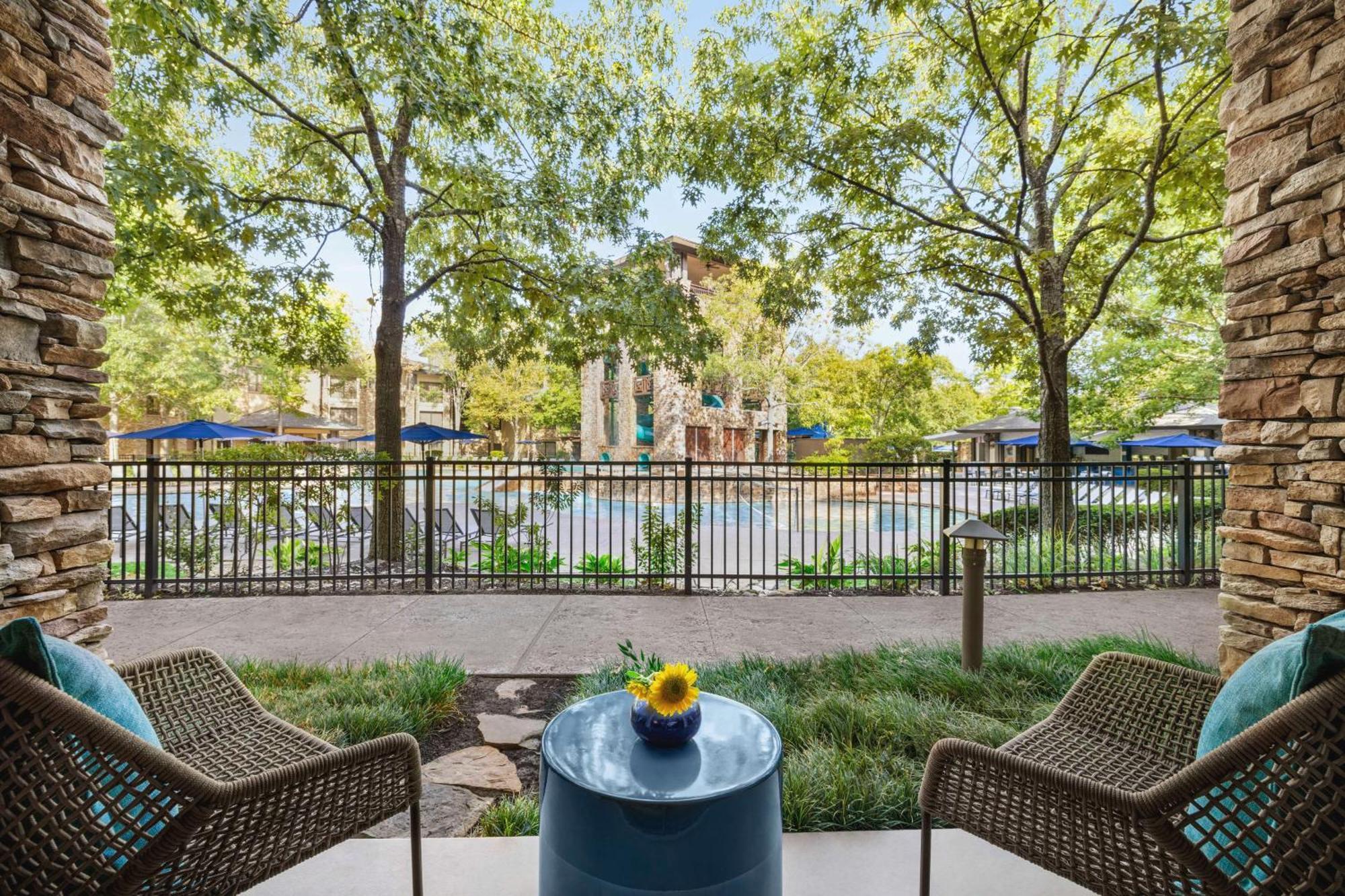 The Woodlands Resort, Curio Collection By Hilton Exteriér fotografie